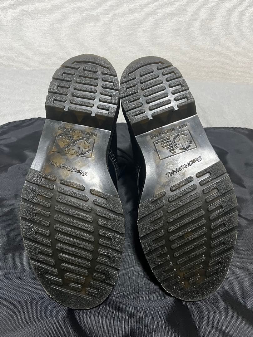 Dr. Martens ドクターマーチン　8ホールブーツ　オールブラック