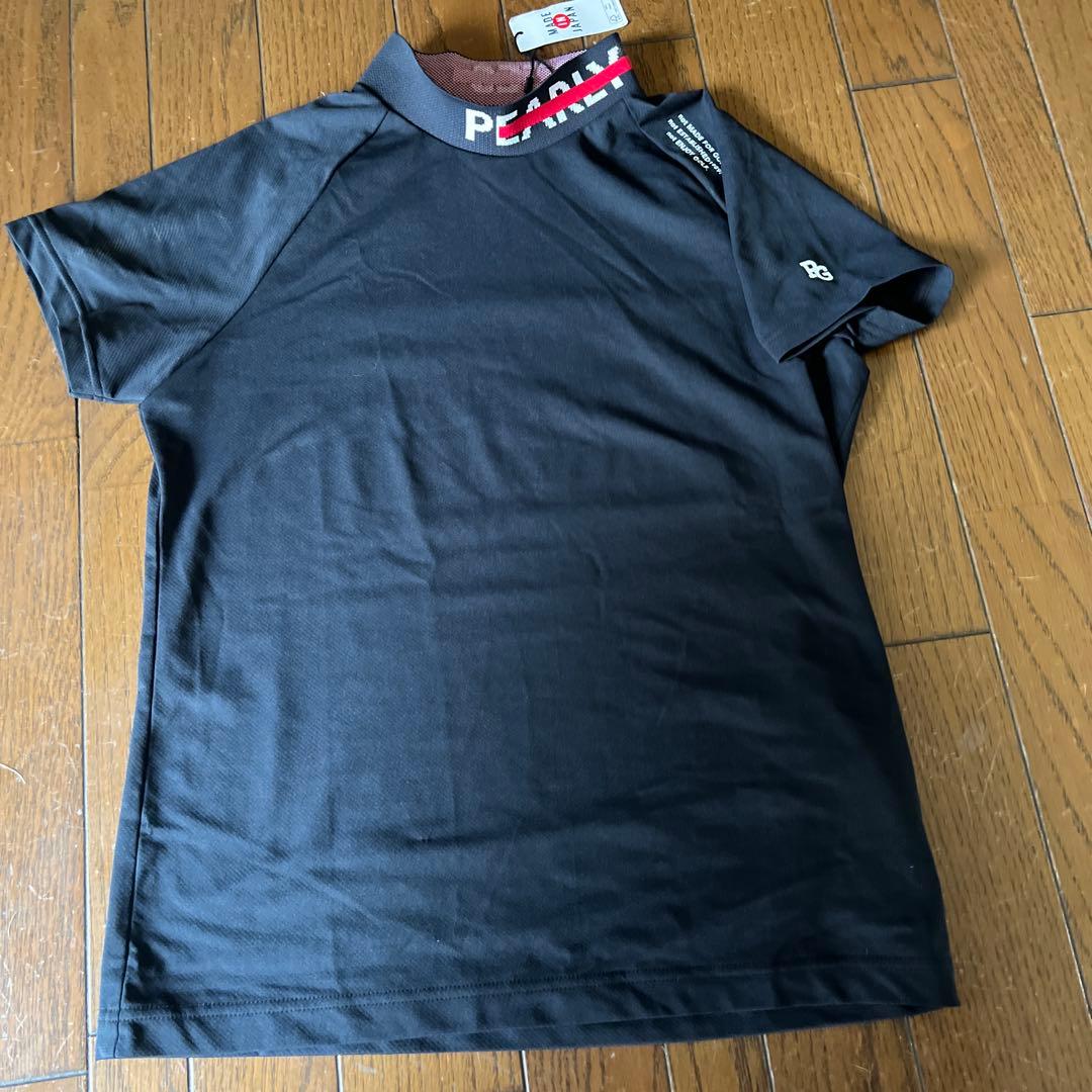 新品タグ付きPEARLY ラウンドネックシャツ