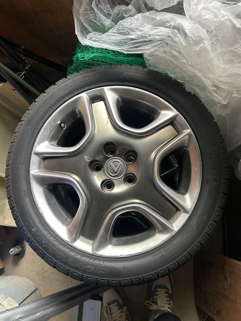 yacchiレクサスSC430 18インチスタッドレス