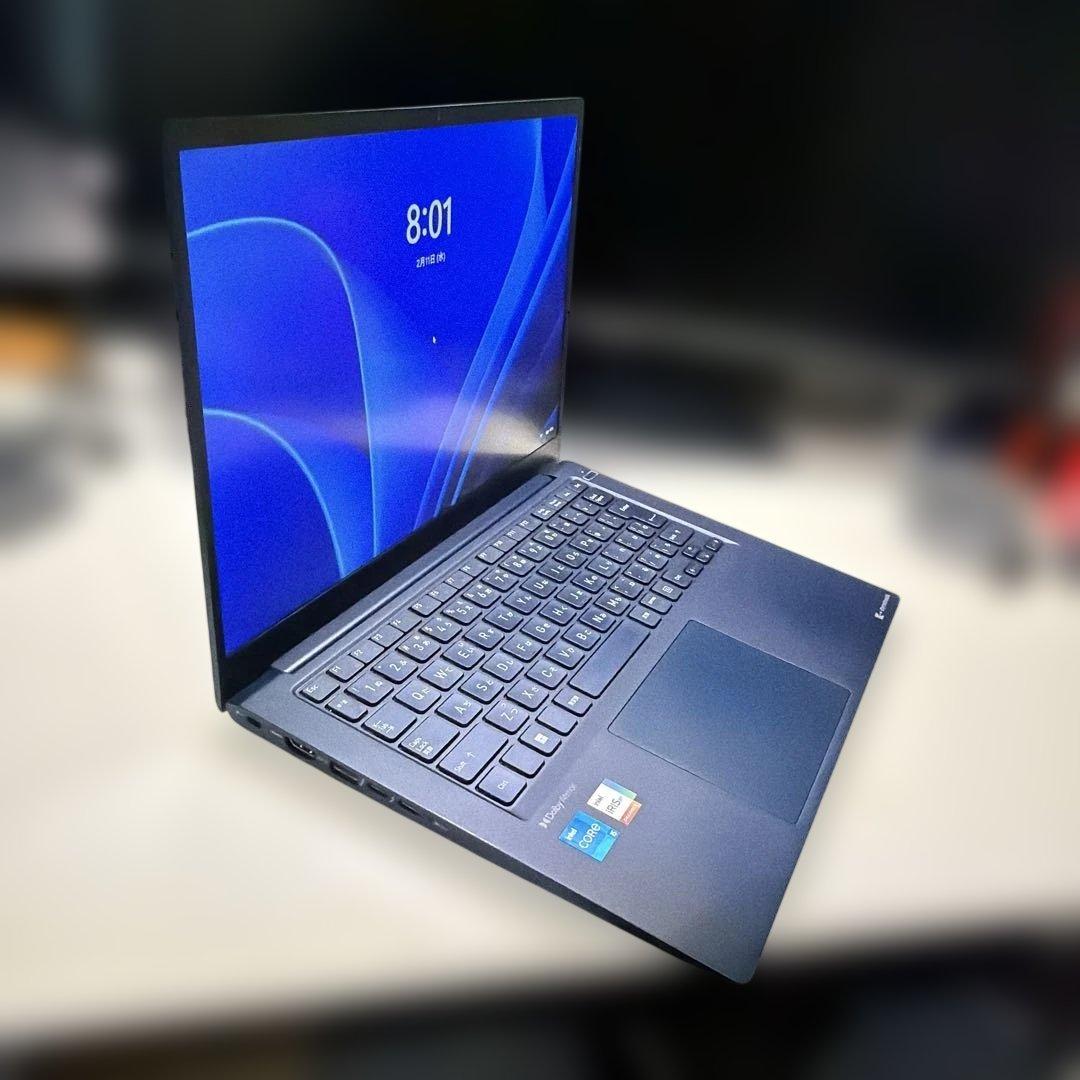 【美品】dynabook R6 14型 12世代i5 8GB / 1TB換装済