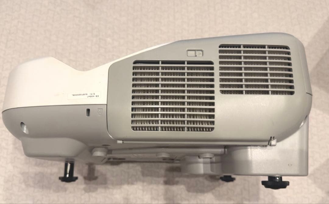 プロジェクター　EPSON EB-485WT ペン2本&リモコン付き　超焦点