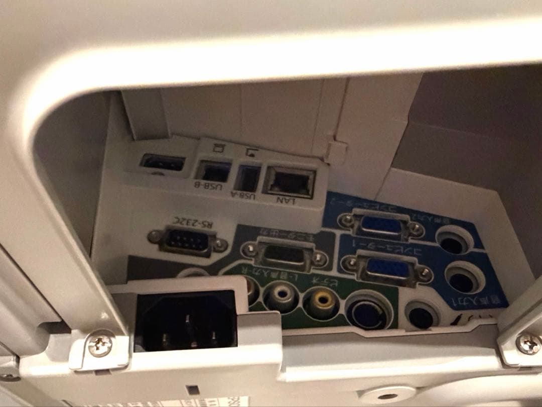 プロジェクター　EPSON EB-485WT ペン2本&リモコン付き　超焦点