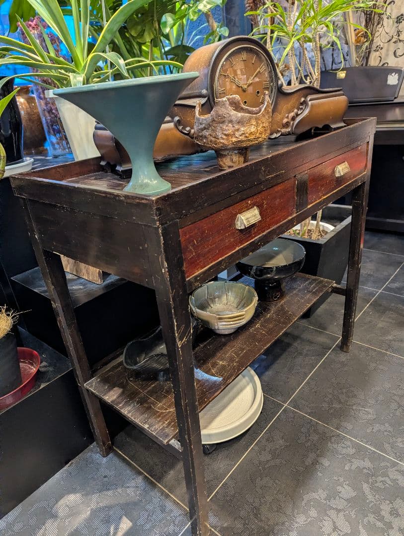 【引き取り限定】戦前の二段棚(台のみ)