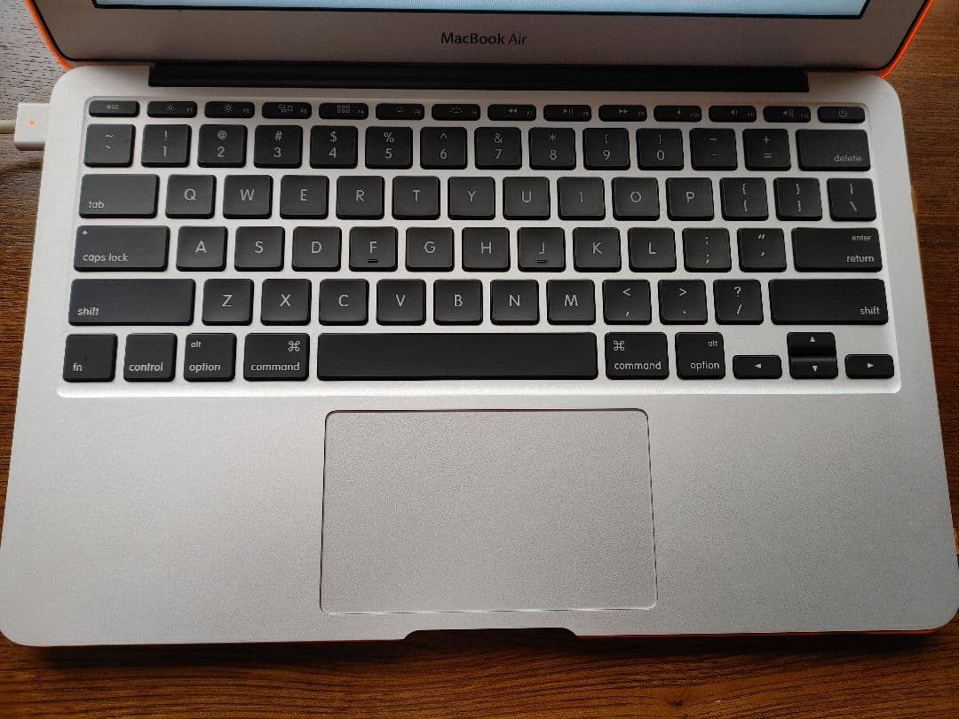 MacBook本体 Mac Book Air Mid 2012