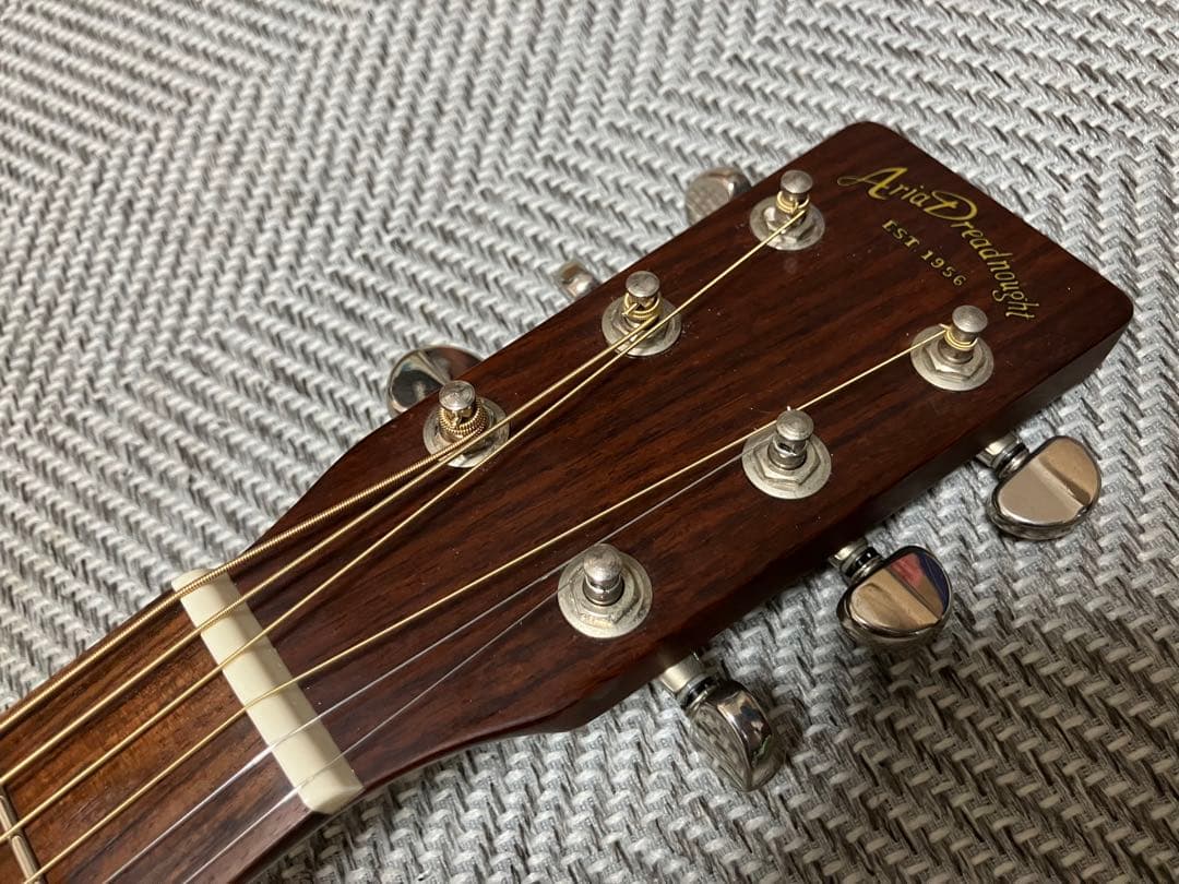 Aria アコギ　AF-25 調整済みで弾きやすいです