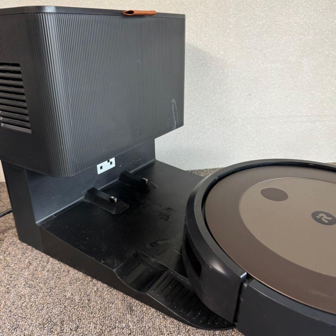 A22激安早い者勝ち✨アイロボット ルンバ j7+ ロボット掃除機 カーペット用