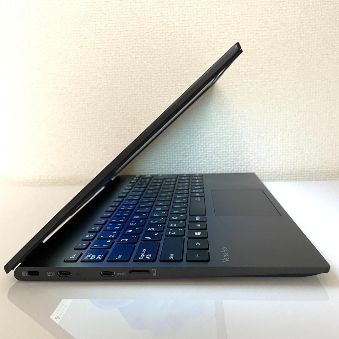 第10世代i7 2020年製 メモリ16GB 超軽量モデル NEC JJ4