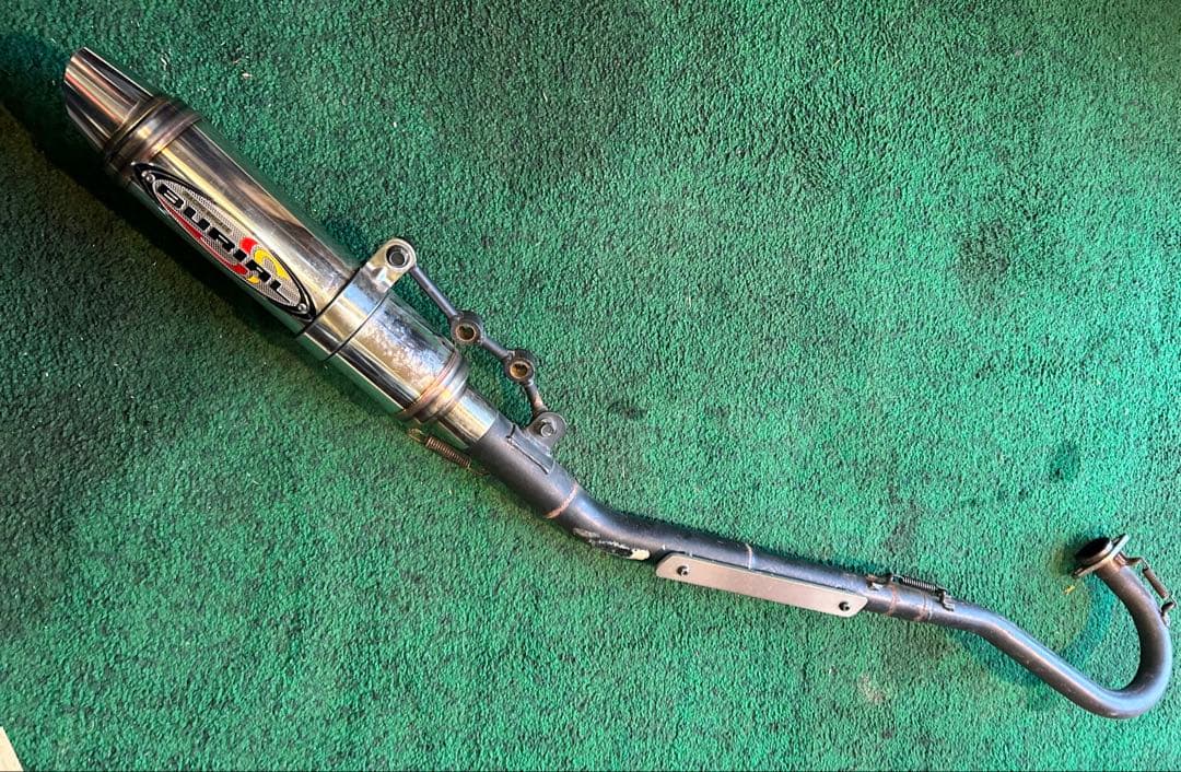 XR100モタード　マフラー　BURIAL ベリアル