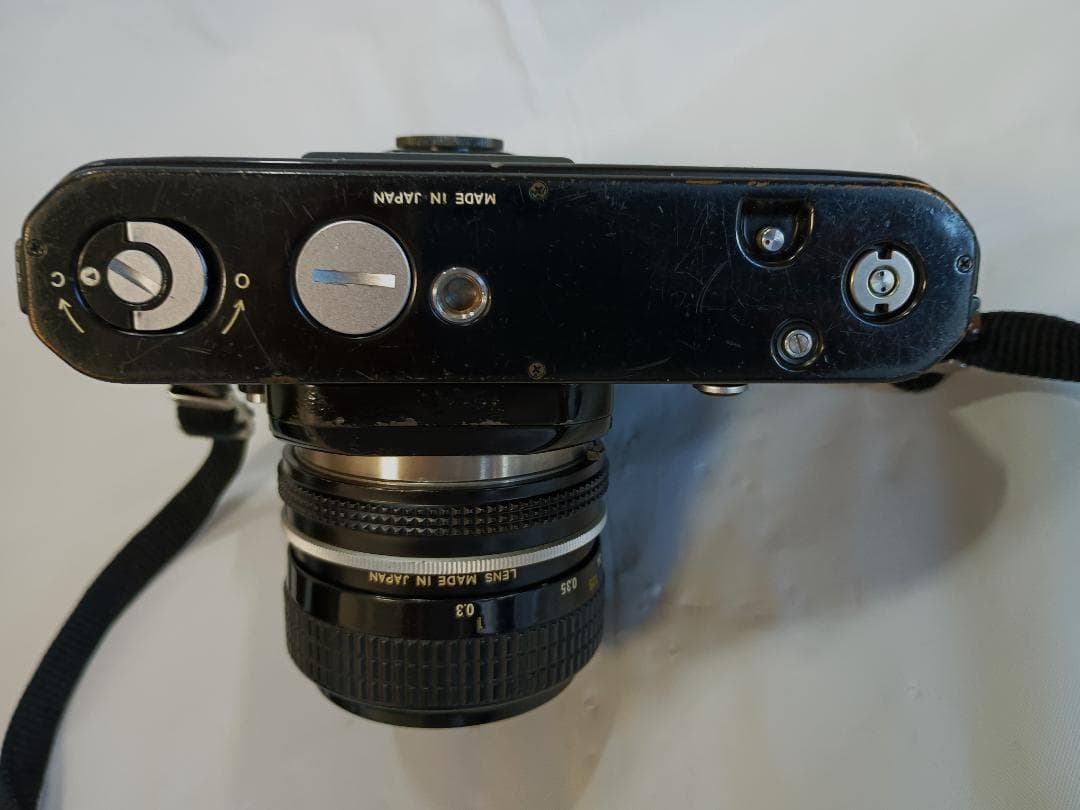Nikon Ｆ２　フォトミックＳ Nikkor 35mm　ｆ2.8レンズ付き