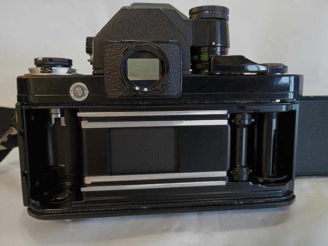 Nikon Ｆ２　フォトミックＳ Nikkor 35mm　ｆ2.8レンズ付き