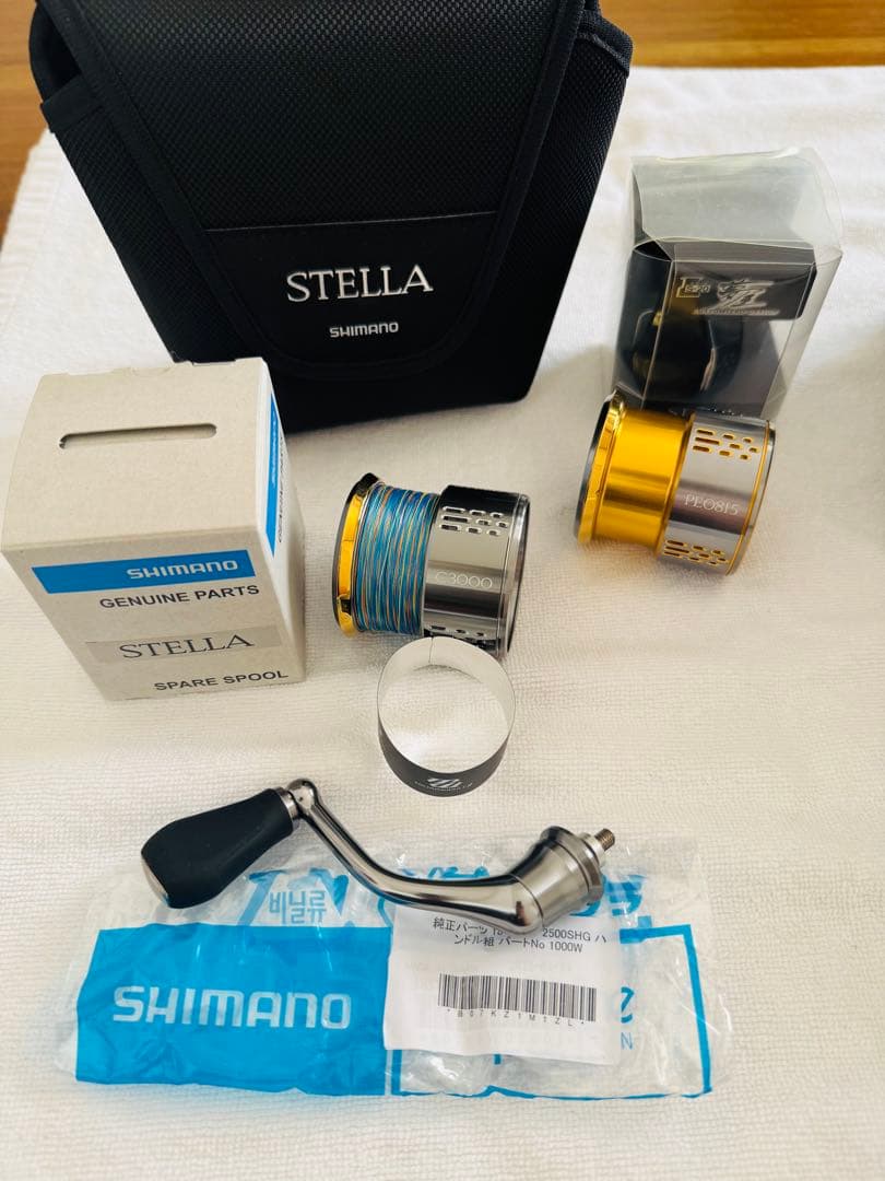 未使用品　18ステラ C3000SDHG・替えスプール付き