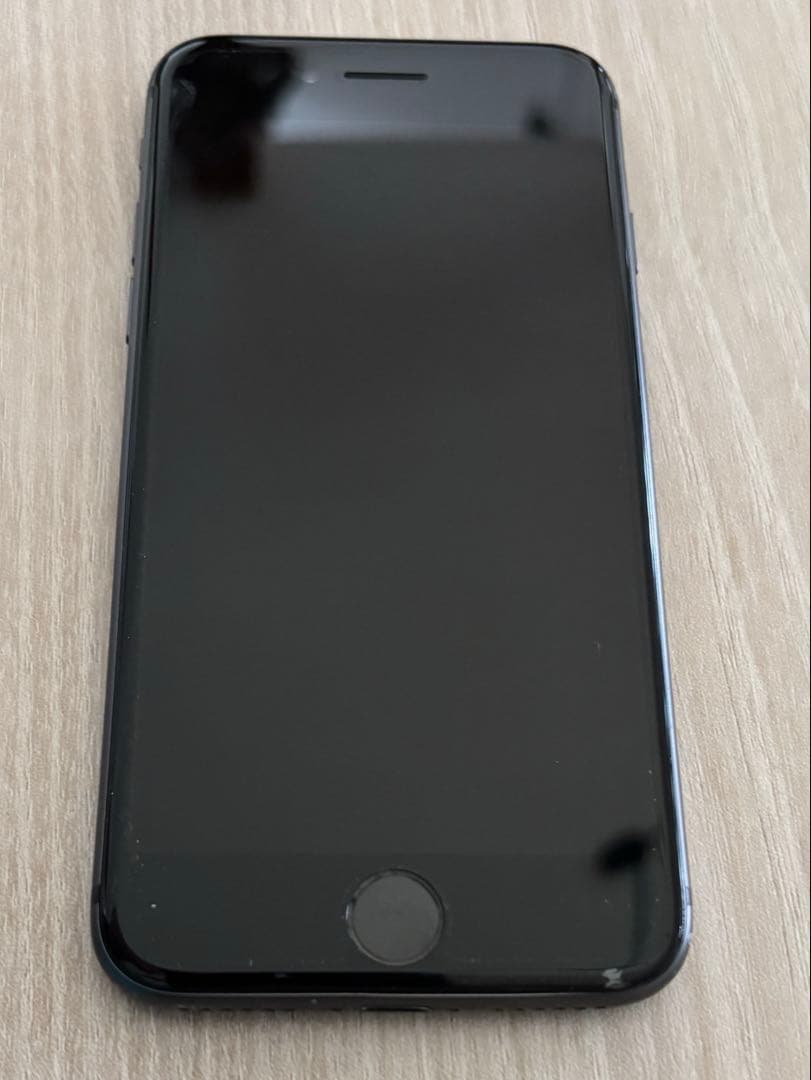 Apple iPhone 8 ブラック 本体