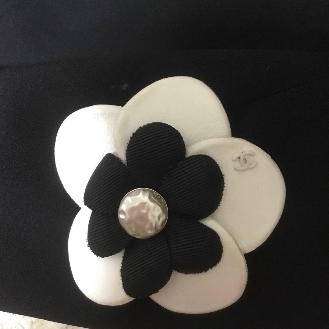 ♡シャネル　カメリアバイカラーブローチ♡レア