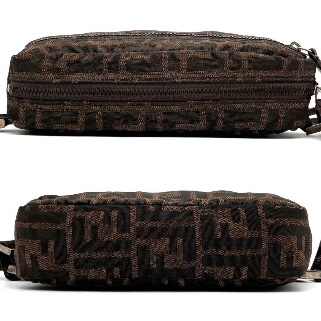 正規品・廃盤 フェンディ ボディバッグ ズッカ FF 斜め掛け ユニセックス 茶