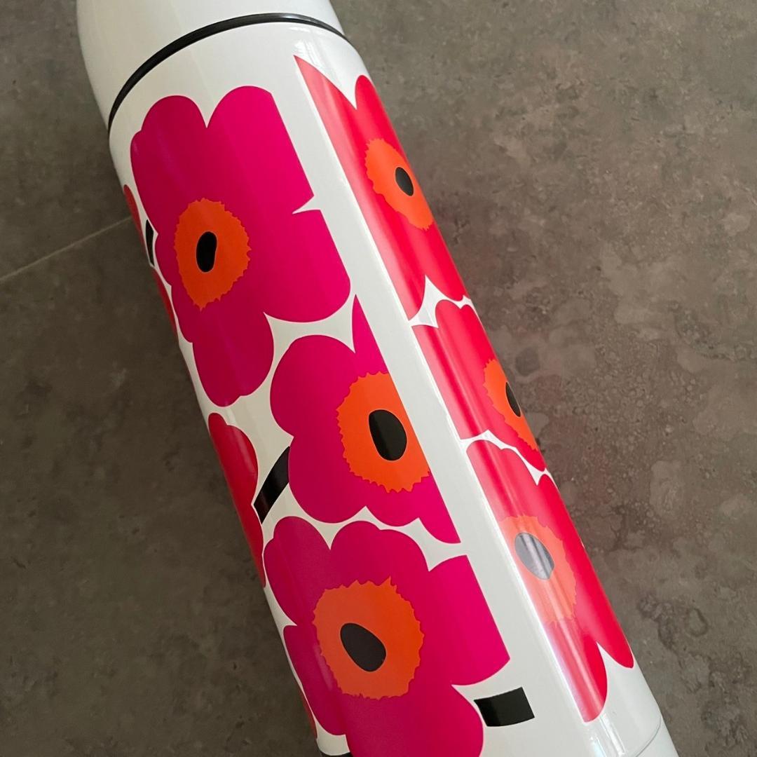 新品　Marimekko　マリメッコ　水筒　魔法瓶　ウニッコ　1L　北欧