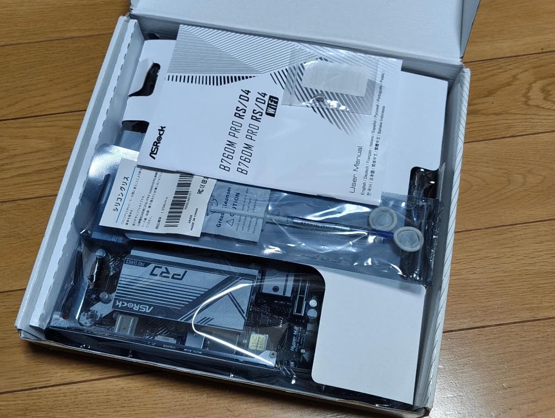 ASRock B760M PRO RS/D4 マザーボード　おまけ付き