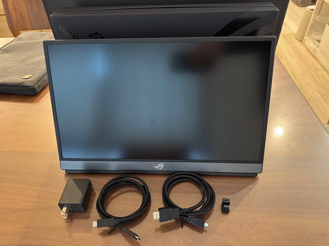 ASUS XG17AHPE ポータブルモニター 本体