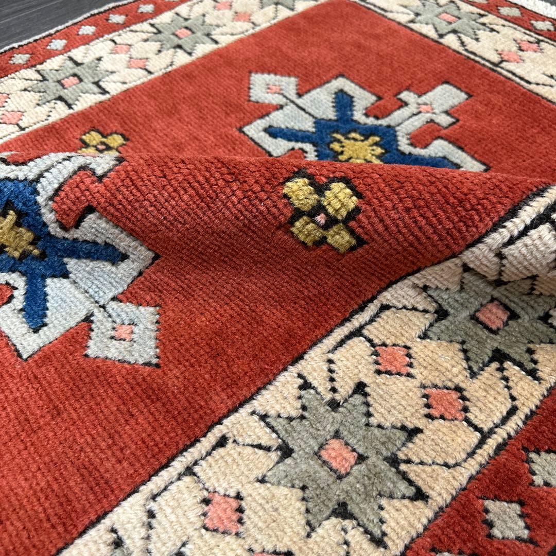 82x103cmモロッコ絨毯ヴィンテージ ラグ