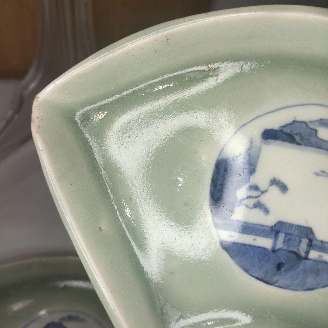 扇型皿 青磁に染付 山水図 幕末骨董 旧家蔵出し コレクター放出美品 古美術品