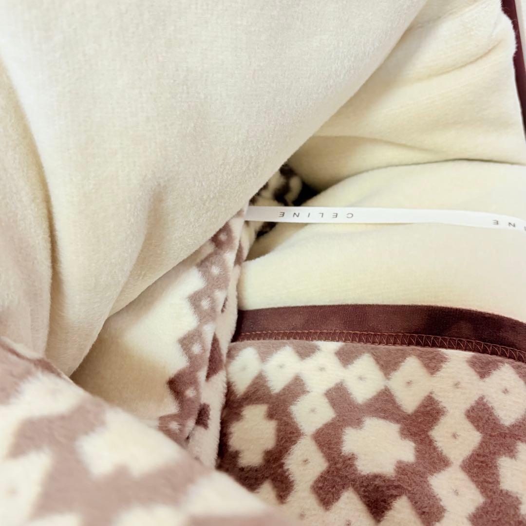 CELINE セリーヌ　シルキータッチの洗える綿毛布　マカダム　ベージュ
