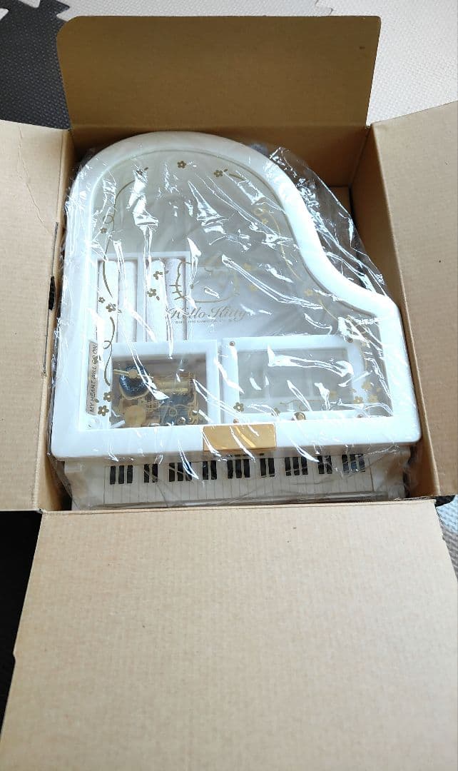 ハローキティ グランドピアノ型 オルゴール