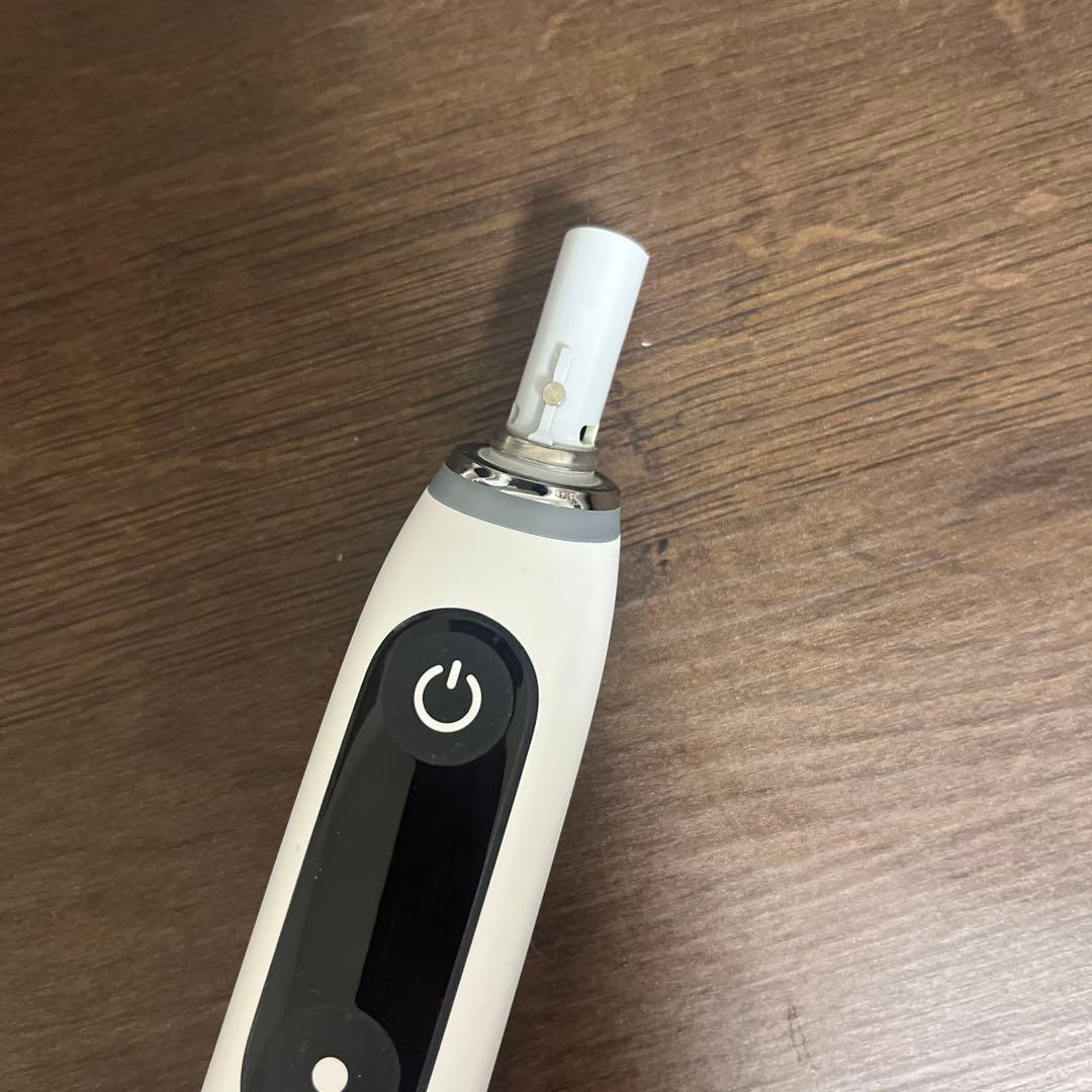 オーラルビーoralbiO 電動歯ブラシ本体 ホワイト 充電器付き