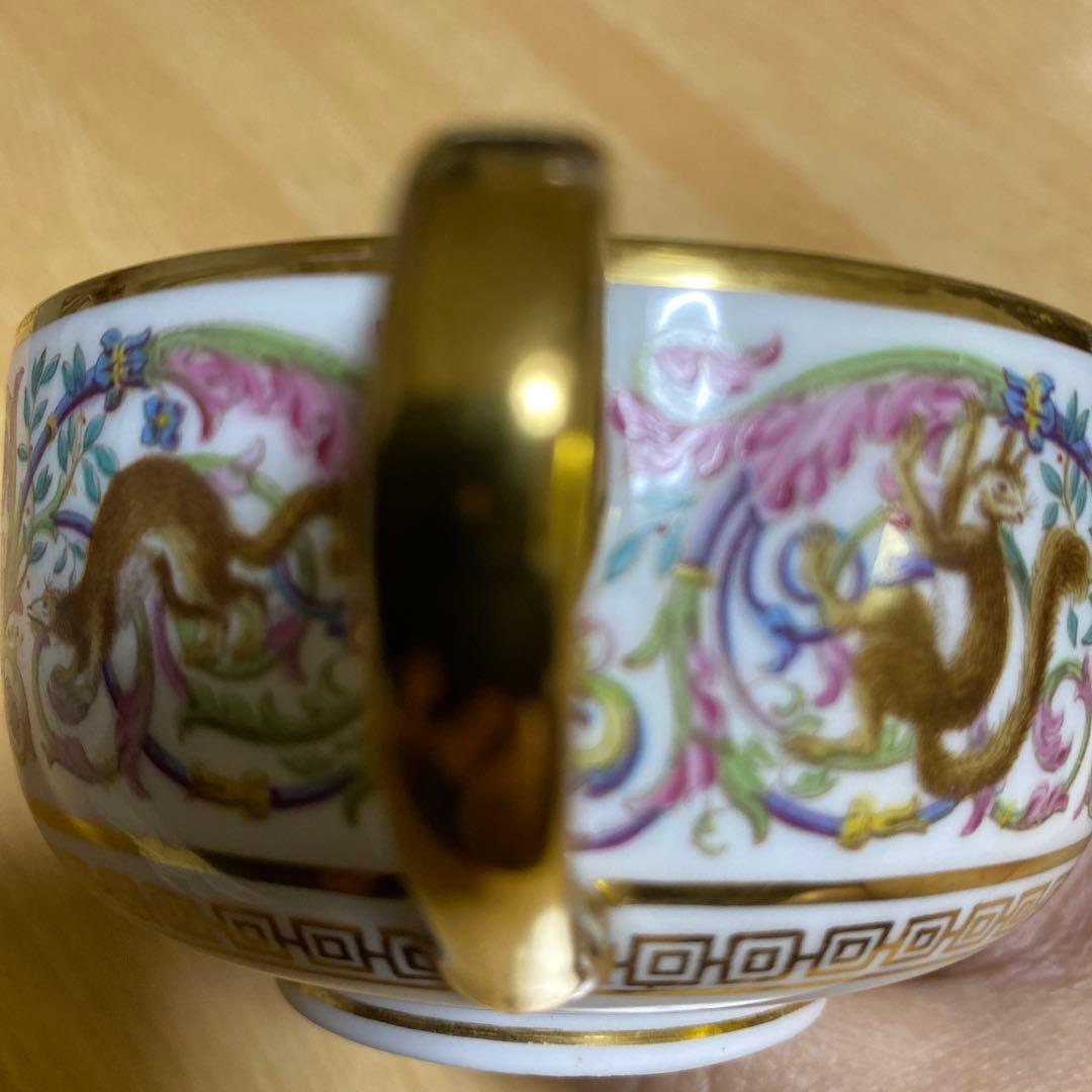 セーブル スープカップとソーサー