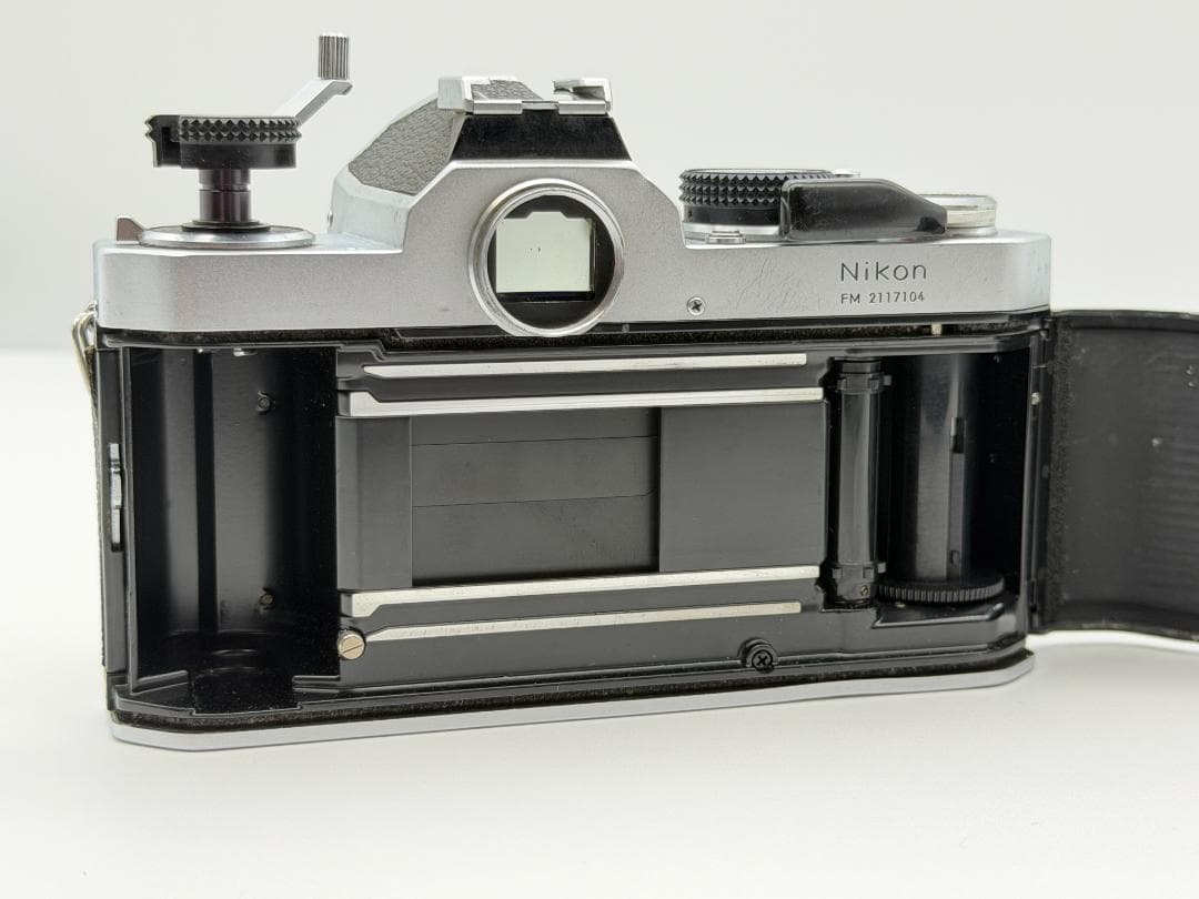 Nikon FM シルバー 初期型 ボディ フィルムカメラ