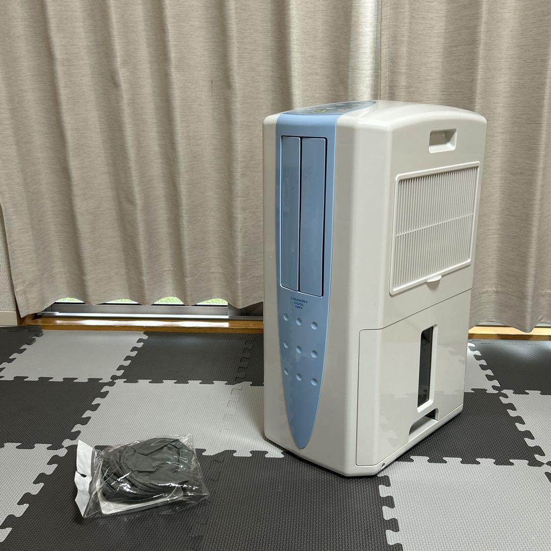 【美品】2021年製　コロナ　冷風除湿機 ホワイト CDM-1021 高年式