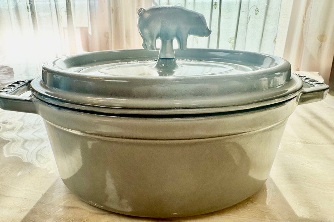 staub ピコ・ココット オーバル23cmグレー