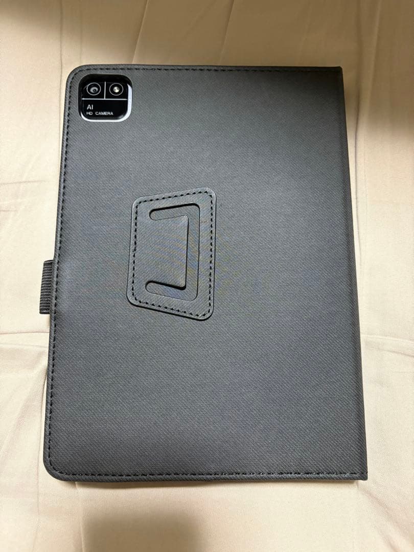 BMAX I8 7.9インチ Android 14 タブレット（ケース付き）