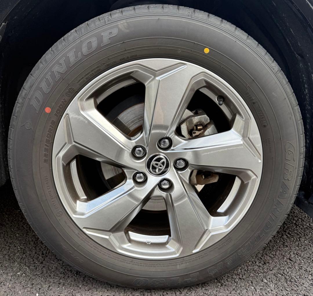 ラブ4 純正タイヤ　4本目