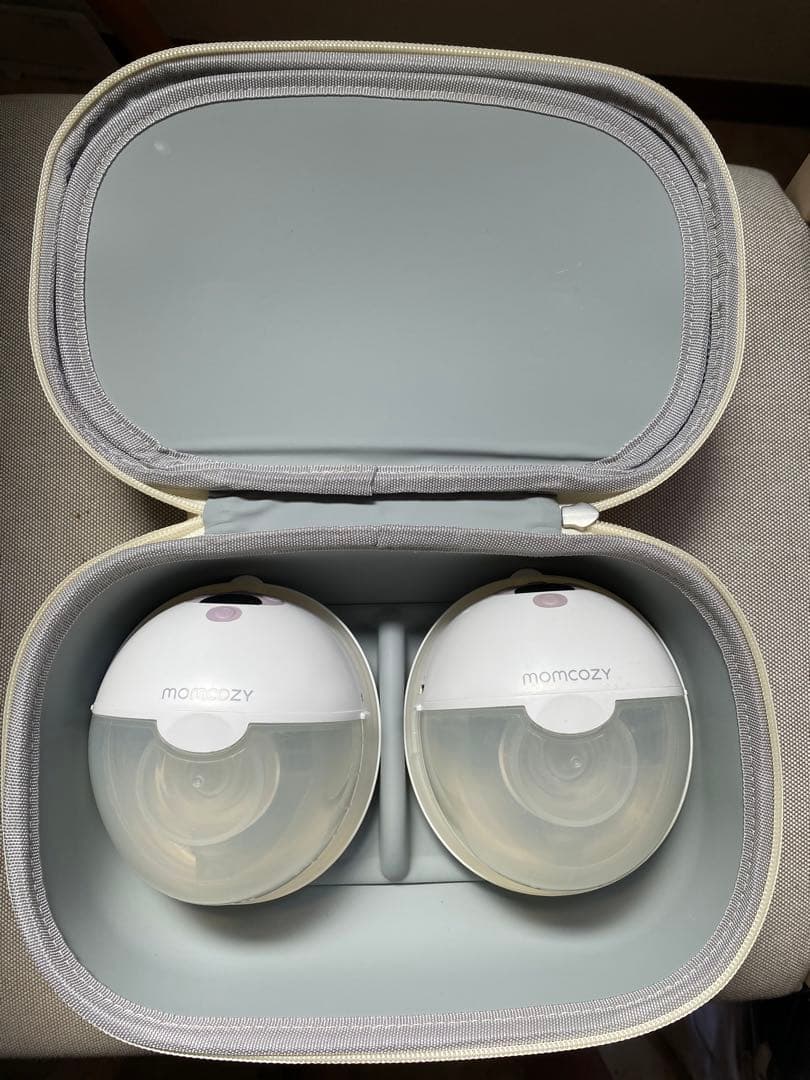 momcozy ハンズフリーポンピングデバイス
