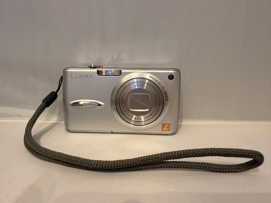 超美品 パナソニック LUMIX DMC-FX01 シルバー ライカB