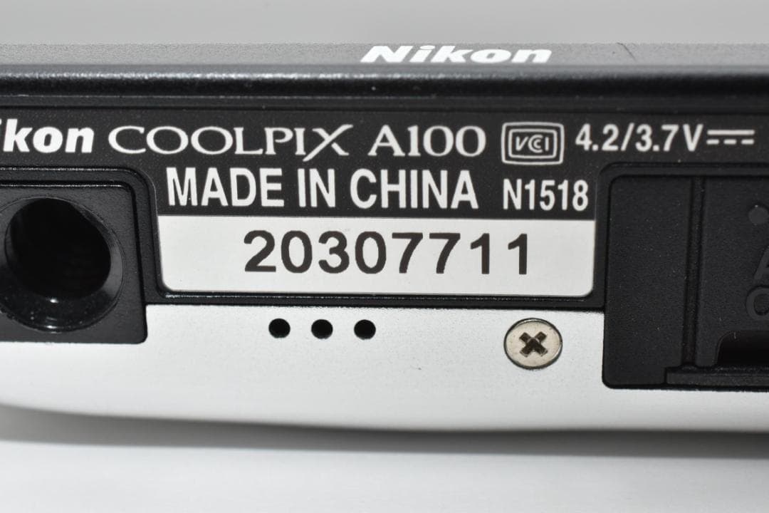 【美品】Nikon COOLPIX A100 シルバー　動作確認済