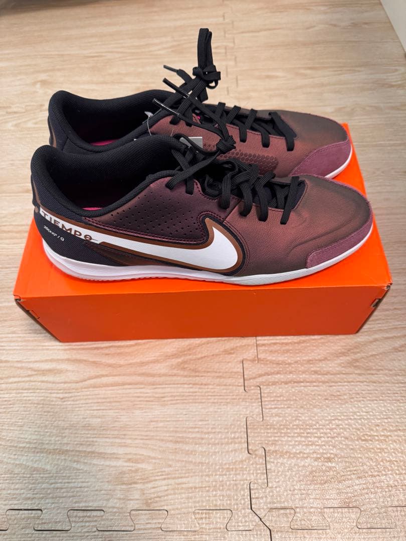 Nike Tiempo Legend 9フットサルシューズ ACADEMY IC