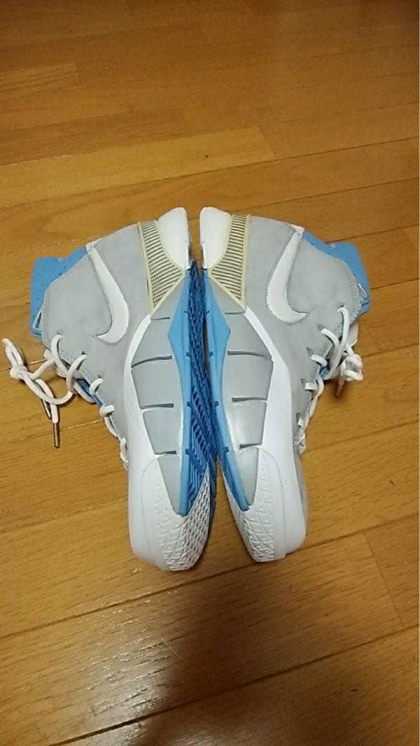 ナイキ ZOOMAIR UPTEMPO MPLS グレー/ブルー/ホワイト