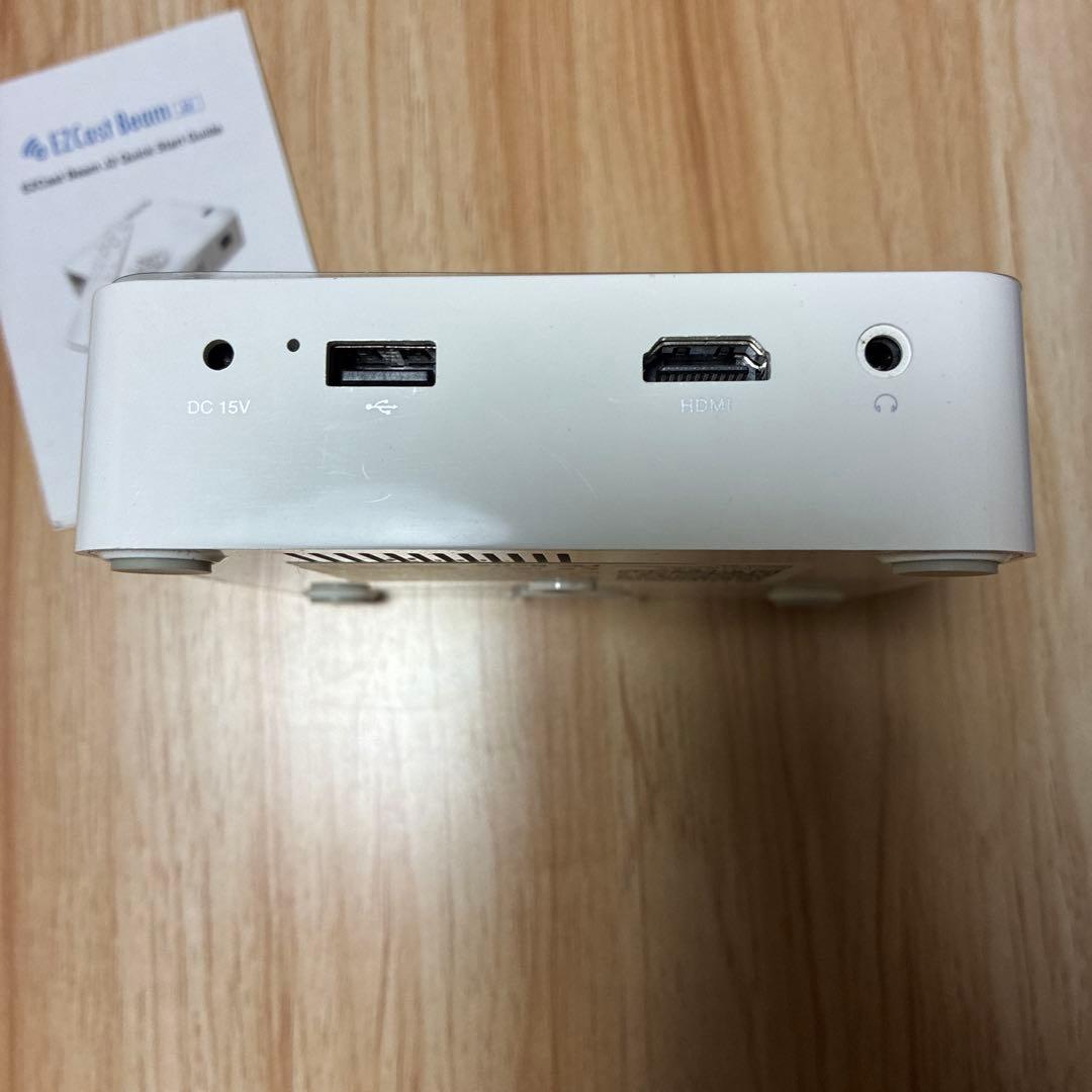 EZCast Beam J2 ミニプロジェクター☆