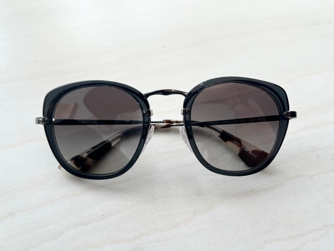 【美品 】プラダ サングラス PRADA PR58U ユニセックス