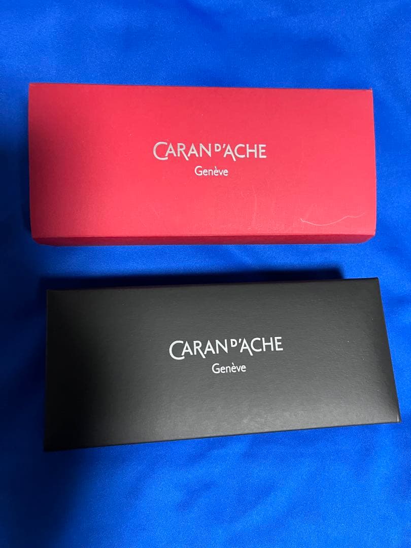 CARAN D'ACHE ボールペン 油性　エクリドールキューブリック正規輸入品