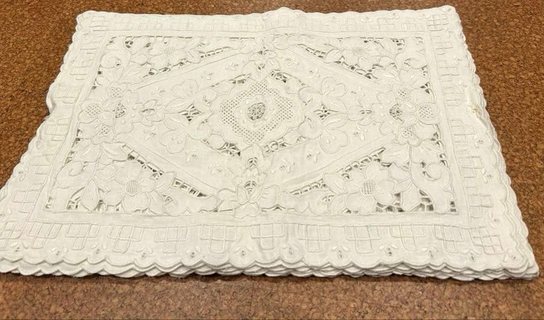 汕頭ランチョンマット未使用品まとめ売り 長方形と円形2種 計39枚