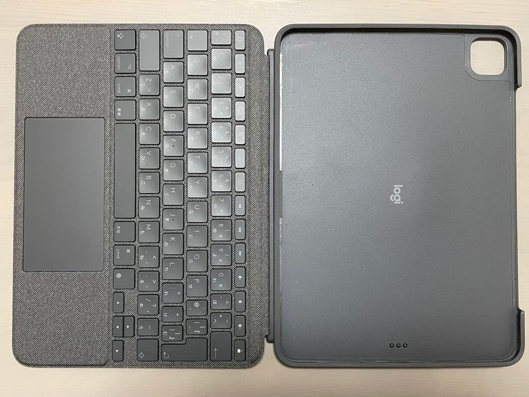 ロジクールCombo Touch 11インチiPad用 キーボードケース