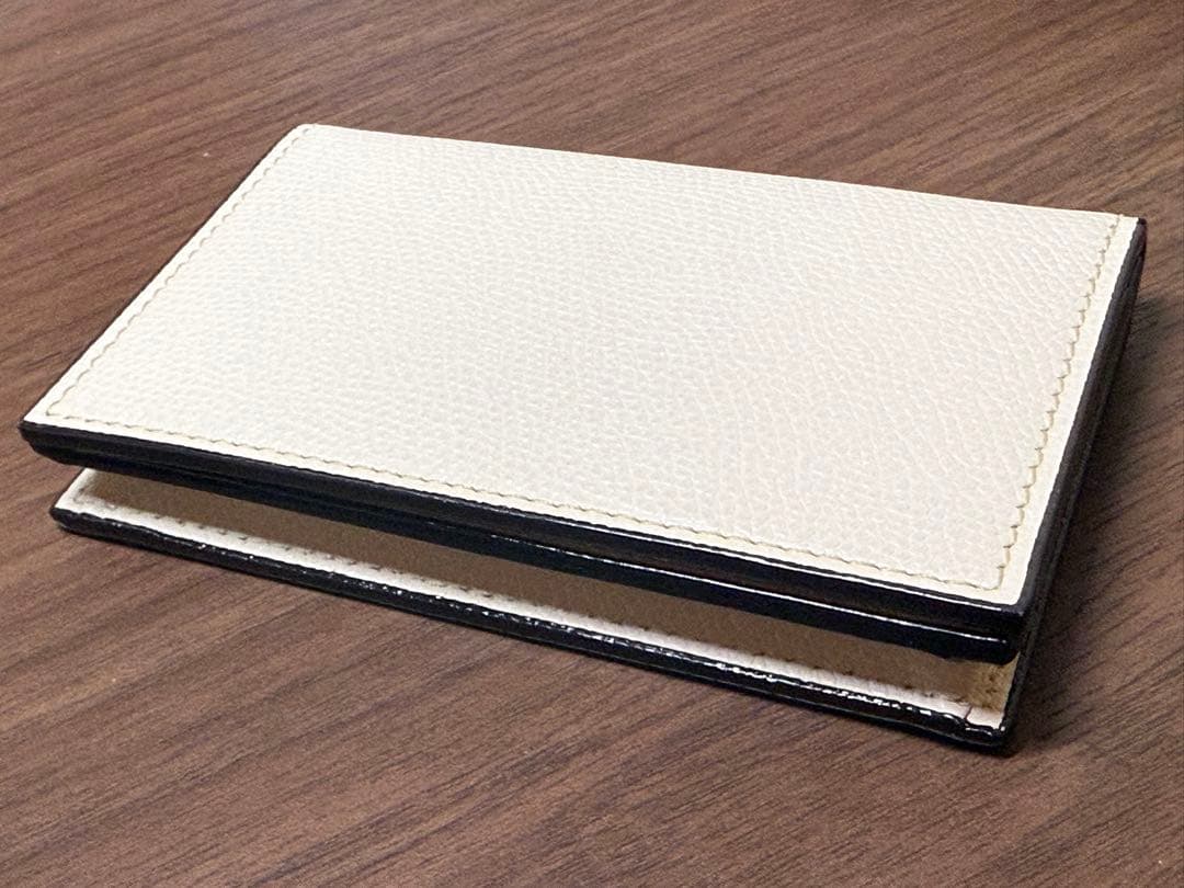 【最終値下げ】美品Valextra アイボリー 名刺入れ