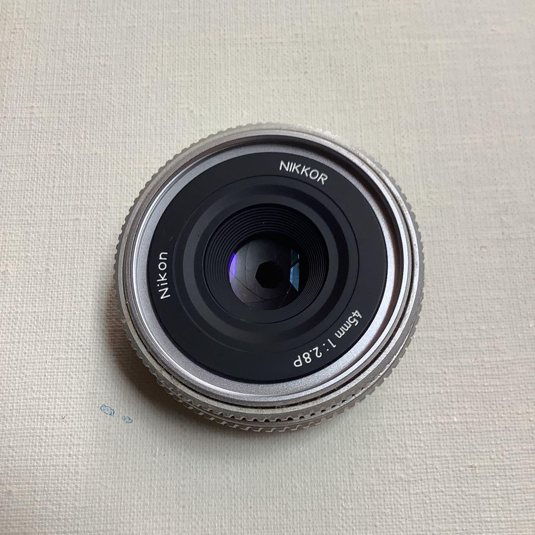 Nikon Nikkor 45mm f/2.8 P 単焦点レンズ送料無料