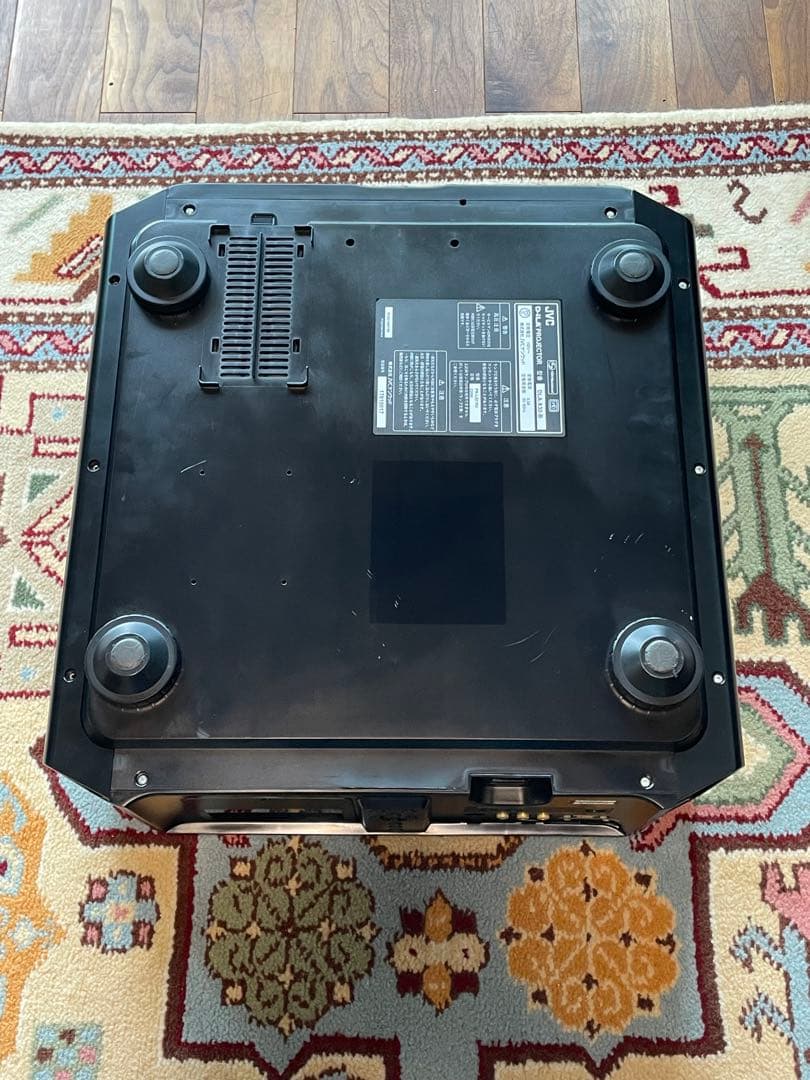 JVC DLA-X30B 純正ランプ交換後約80時間、リモコン、レンズキャップ付