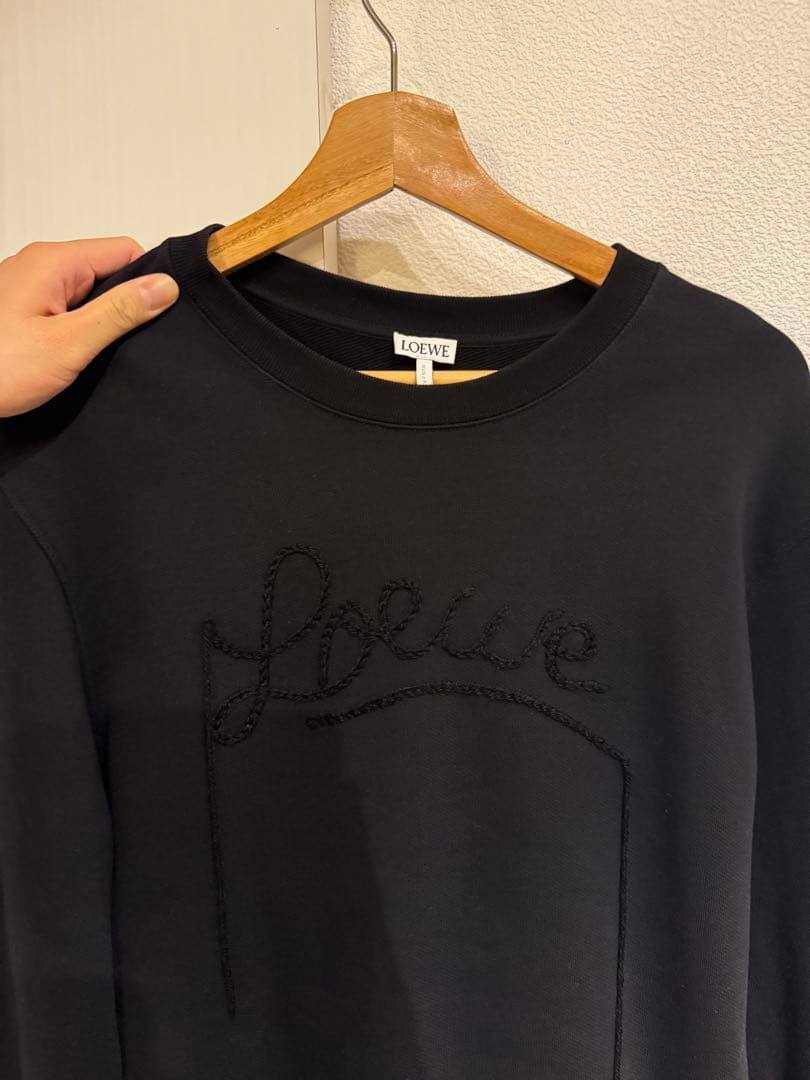 Loewe ブラック 刺繍ロゴ トレーナー