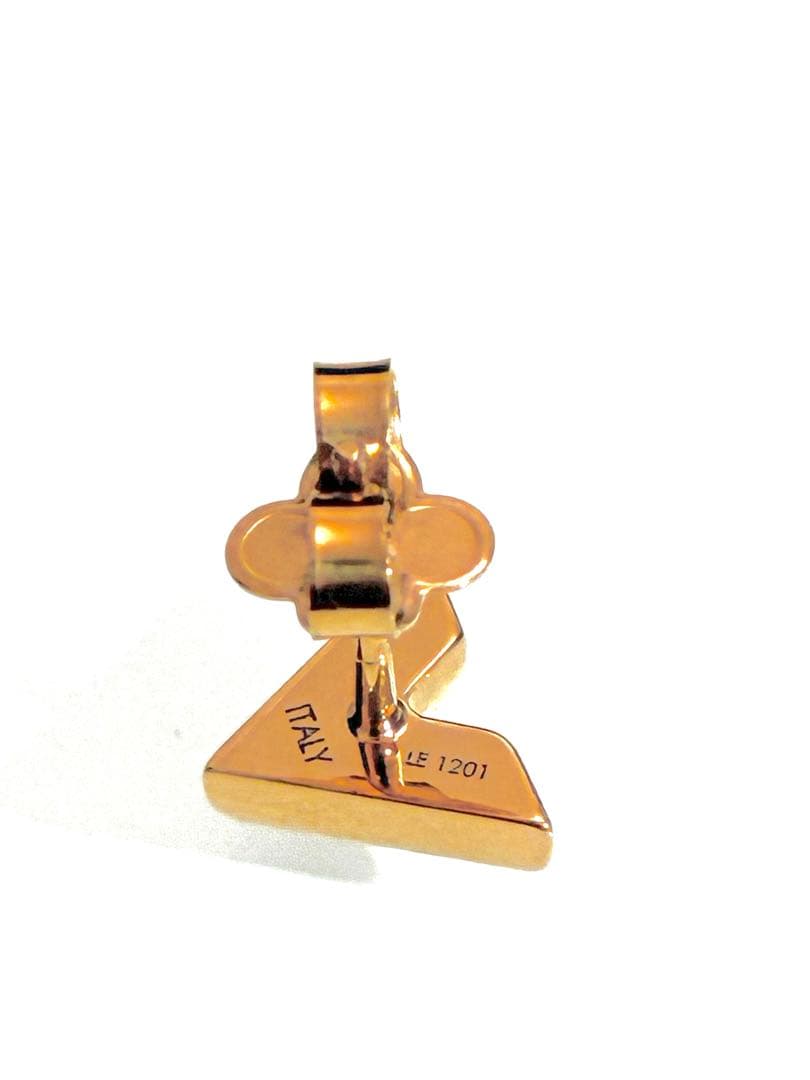 ルイヴィトンピアス　片耳V字型ゴールド