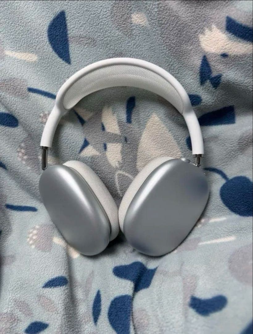 AirPods Max シルバー　Smart Case、クリアケース付き