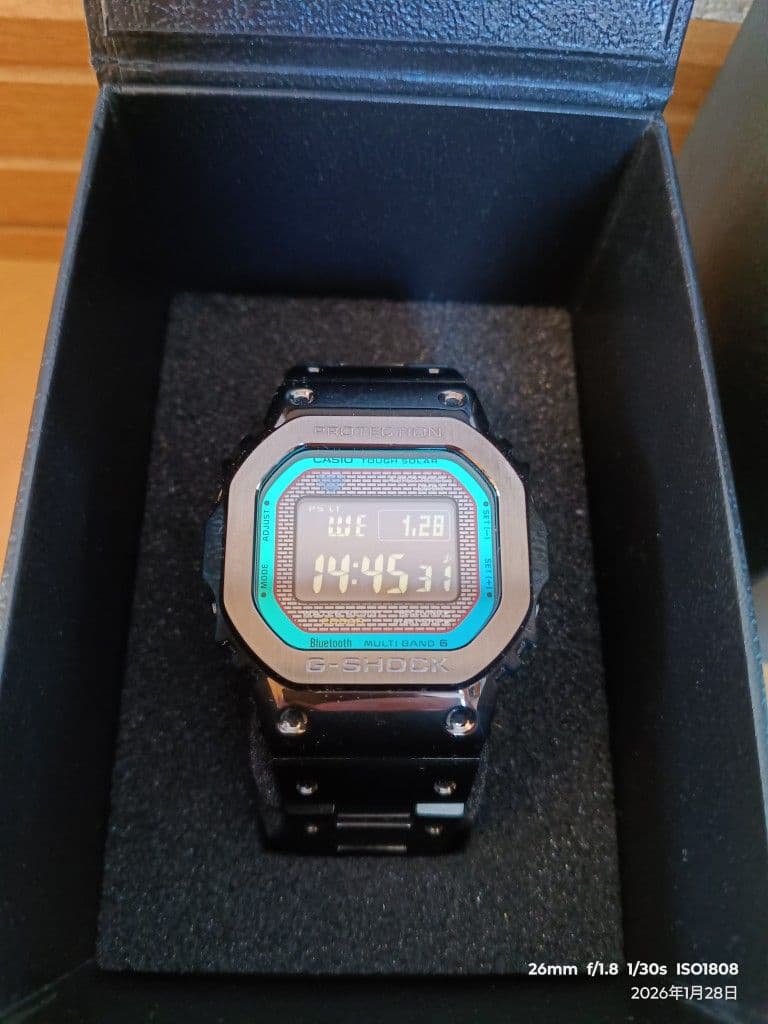 僕*ん様 G-SHOCK GMW-B5000BPC-1 ブラックメタリックUSE