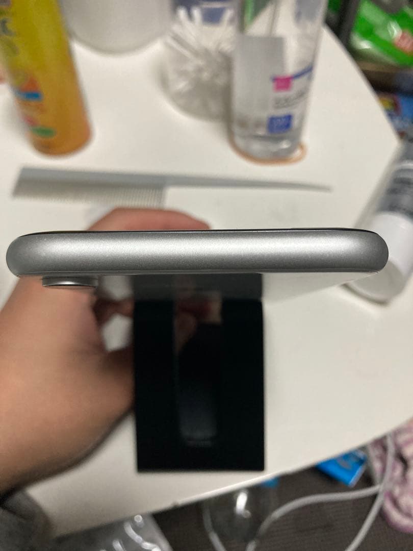 iPhone XR 128GB ホワイト